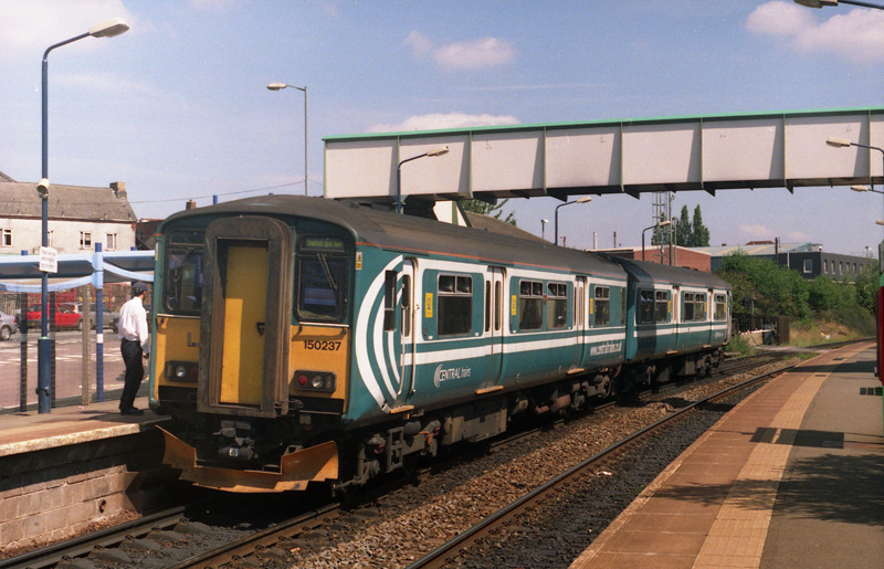 No.150237 at Cradley Heath on 8th August 2005
