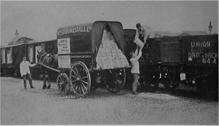 Salt Union Wagon being loaded